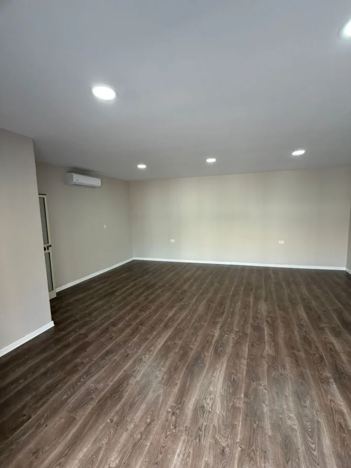 Tirane, shitet ambjent biznesi Kati 0, 36 m² 78.000 € 