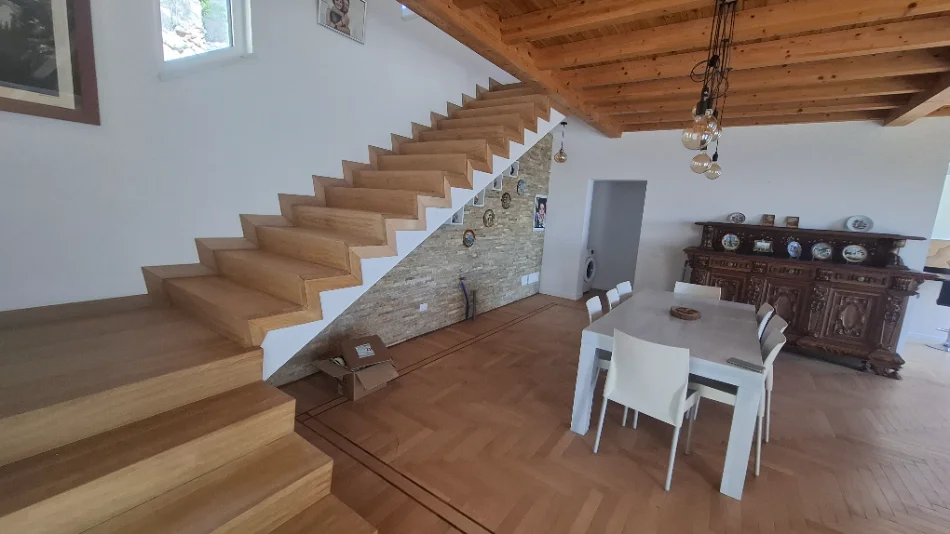 Tirane, shitet Vile Vile 2 Katshe , 347 m² 600.000 € 