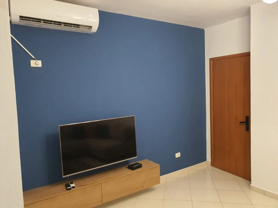 Tirane, jepet me qera apartament 1+1 Kati 3, 60 m² 60.000 € (kodra diellit)