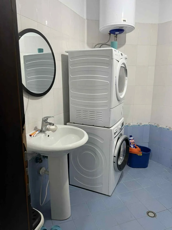 Tirane, jepet me qera apartament 2+1+Ballkon Kati 6, 90 m² 450 € (YZBERISHT PRANE GRAND GALLERY)