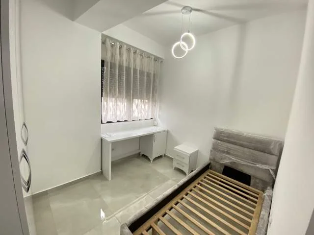 Tirane, jepet me qera 2+1+BLK Kati 8, 75 m² 600 Euro (Astir, Tiranë)