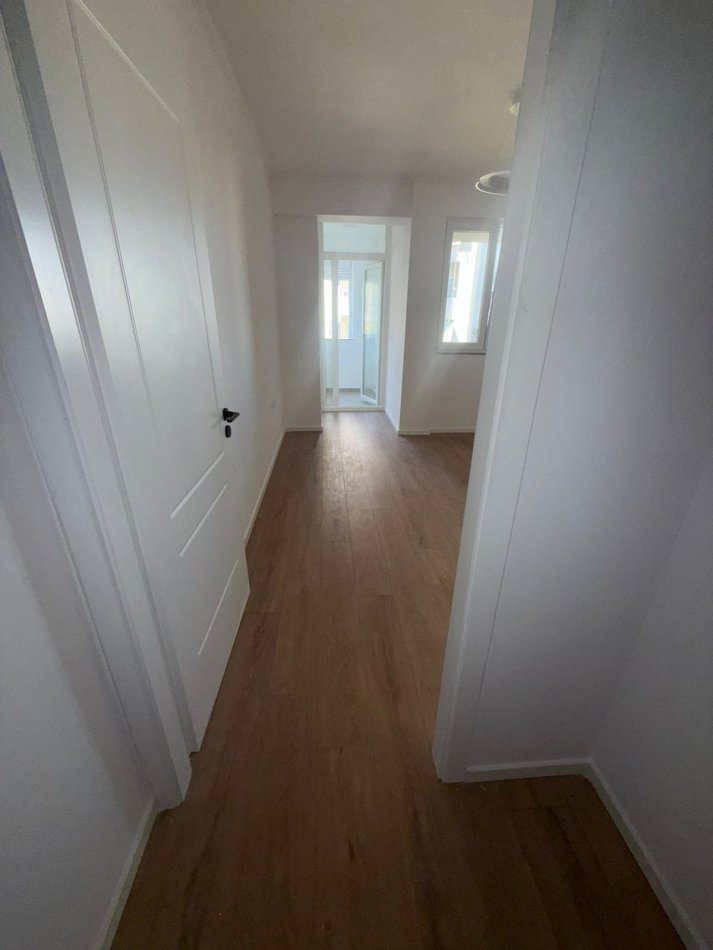 Tirane, shitet apartament 1+1 Kati 7, 47 m² 102.000 € (Don Bosko)