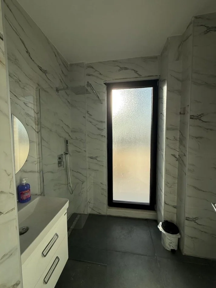 Tirane, shitet apartament 2+1 , 200 m² 352.000 € (Siri Kodra)