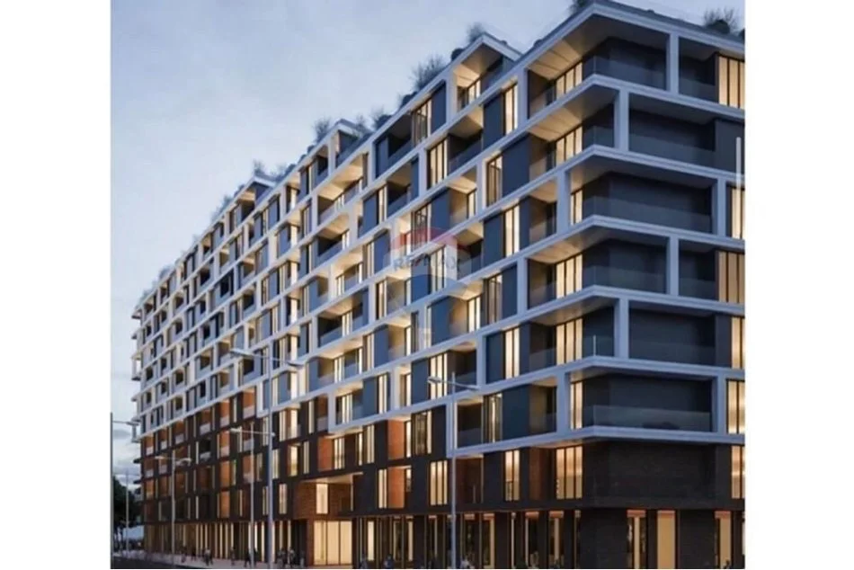 Tirane, shitet 2+1 , 99 m² (ish fusha e aviacionit)