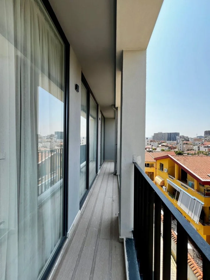 Tirane, jepet me qera apartament 2+1 Kati 3, 100 m² (Rruga Riza Cerova, Tirane)