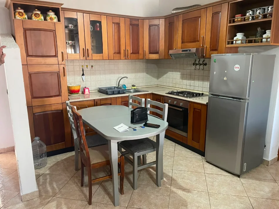 Tirane, jepet me qera apartament 1+1 Kati 7, 70 m² 45.000 Lek (Don Bosko prane Vizion Plus)