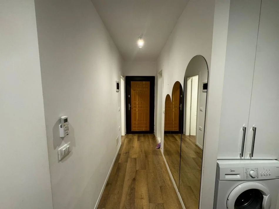 Tirane, jepet me qera apartament 1+1 Kati 4, 50 m² 500 € (ABDYL FRASHERI)