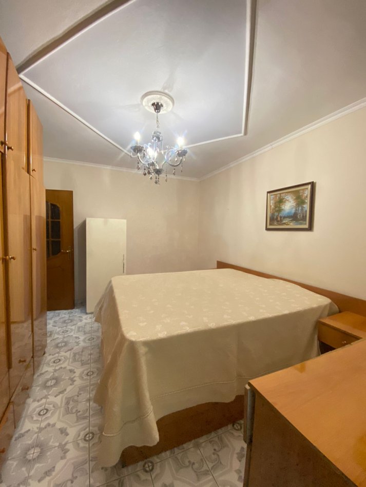 Tirane, jepet me qera apartament 1+1 Kati 3, 56 m² 500 € (rruga e elbasanit)