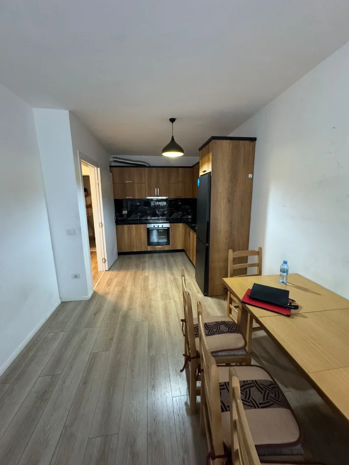 Tirane, jepet me qera apartament 1+1 Kati 3, 60 m² 500 € (Turdiu Residence)