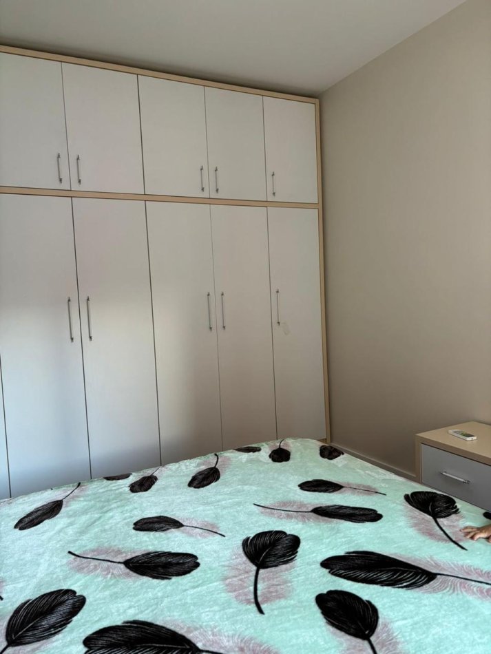 Tirane, jepet me qera apartament 2+1 Kati 4, 100 m² 500 € (Astir , Vila L2)