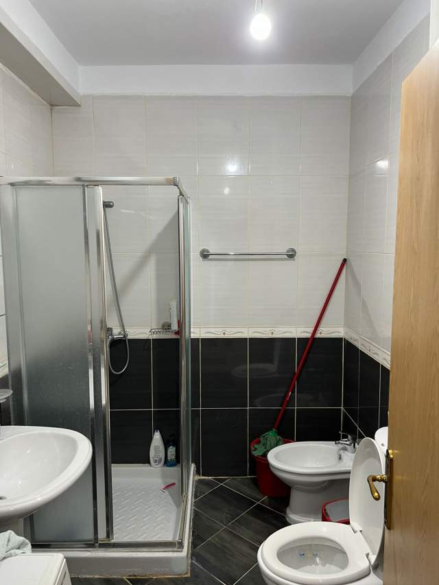 Tirane, jepet me qera apartament 1+1 Kati 3, 65 m² 350 Euro (Teodor ruzvelt)