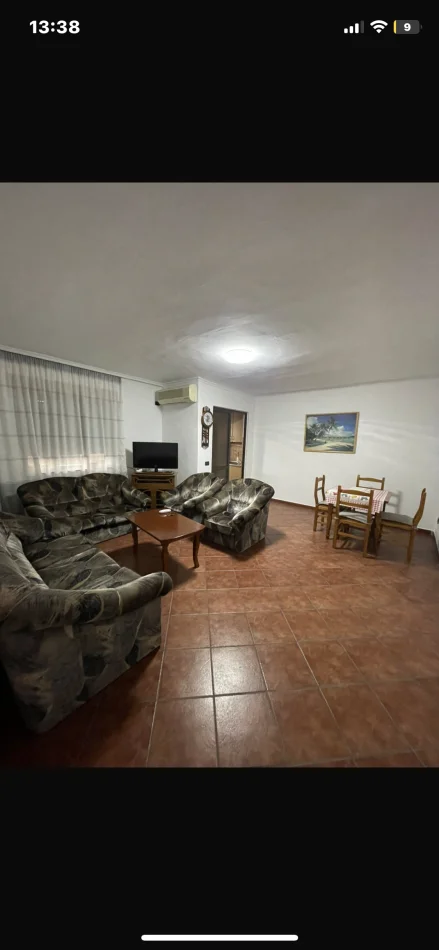 Tirane, jepet me qera apartament 2+1 Kati 2, 90 m² 550 € 