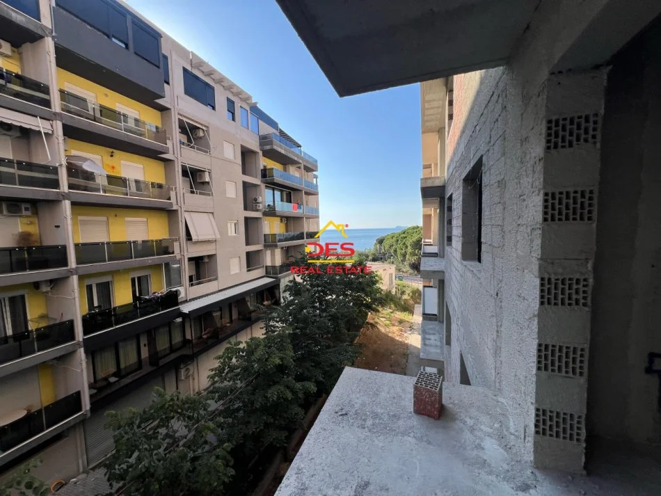 Vlore, shitet apartament 2+1+Ballkon Kati 3, 87 m² (Rruga Aleksandër Moisiu)