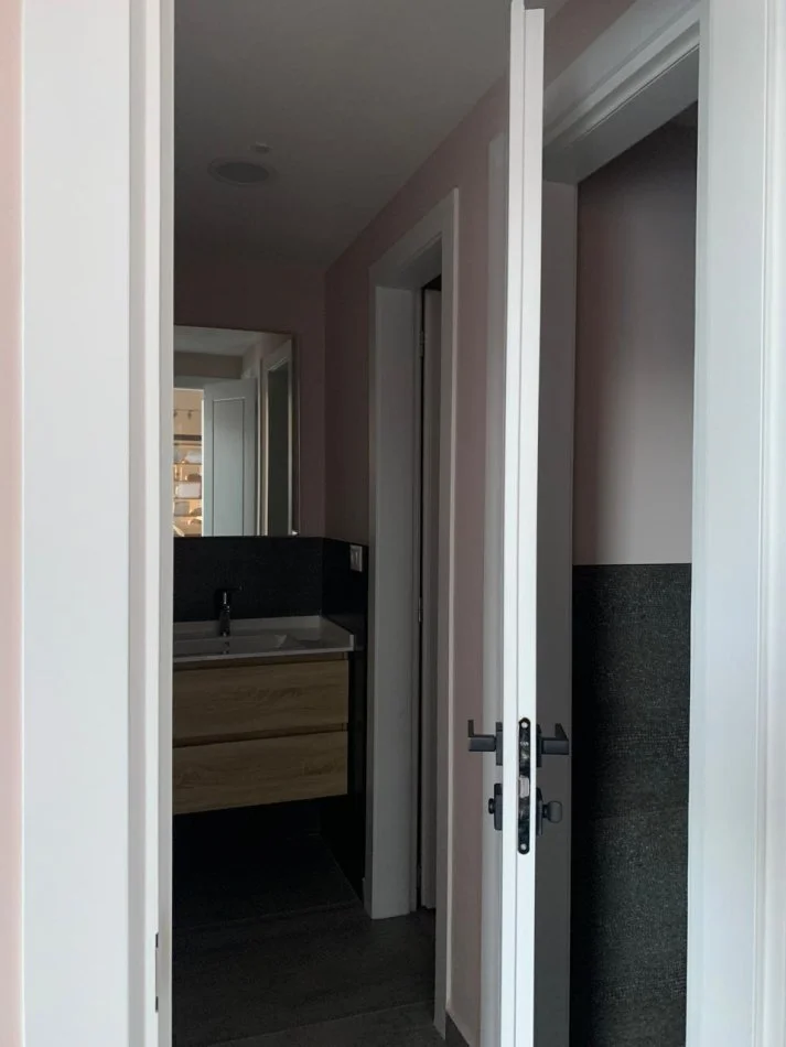 Tirane, jepet me qera Kati 1, 100 m² 1.200 € 