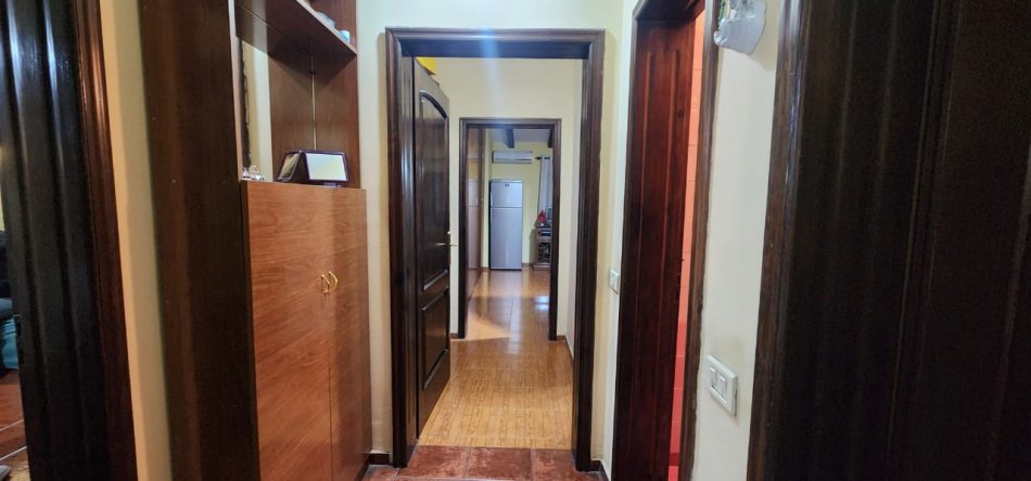 Tirane, shitet apartament 3+1+Aneks+Ballkon Kati 6, 117 m² 187.200 € 