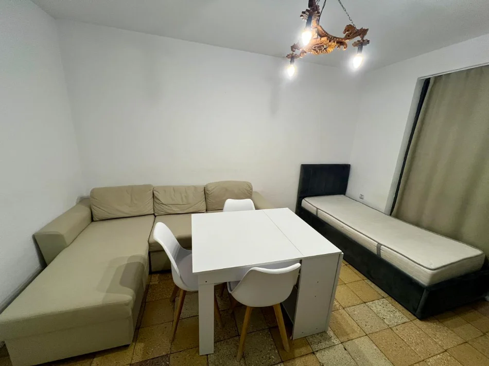 Qira, Apartament 1+1, ”Ali Dem”, Tiranë.