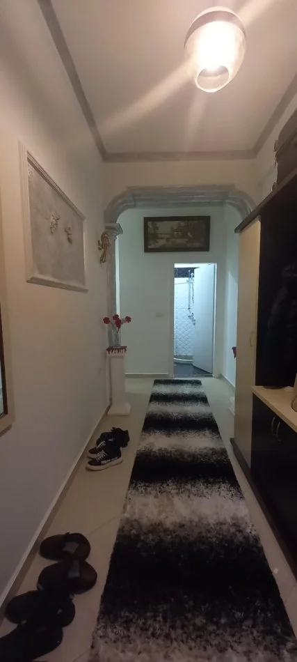 Tirane, shitet apartament 1+1 Kati 0, 90 m² 100.000 € (Te Market Aron)