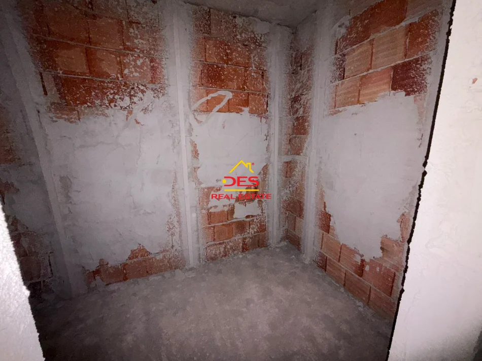 Vlore, shitet apartament 3+1+Ballkon Kati 2, 115 m² (Orikum)