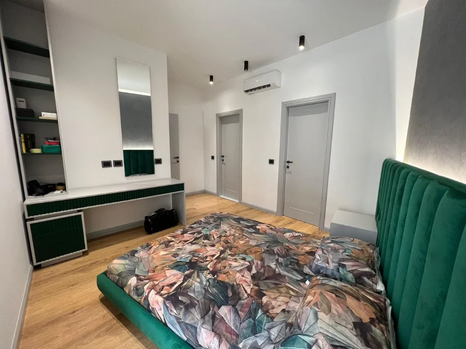 Shitet, Apartament 2+1+2, Liqeni i Thate, 124m2, 290.000 euro