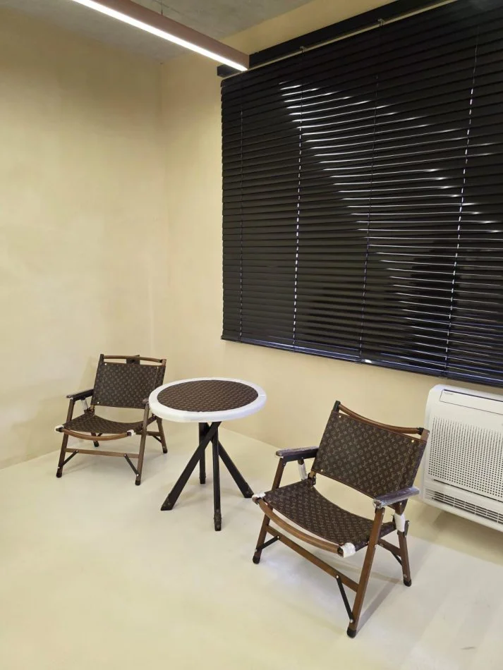 Tirane, shitet apartament 1+1+Ballkon , 65 m² 227.500 € (Prane Kika 2)