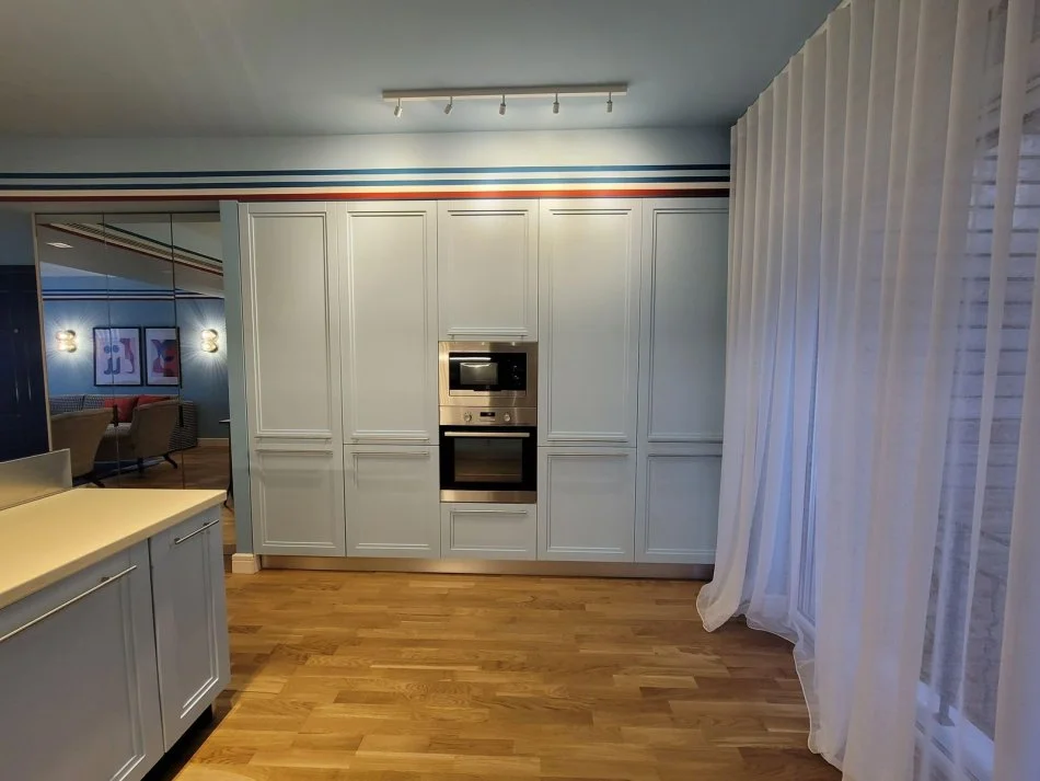 Tirane, jepet me qera apartament 3+1+Ballkon Kati 3, 150 m² 1.500 € 