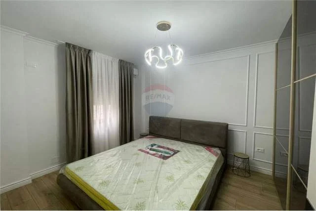 Tirane, jepet me qera apartament 2+1 Kati 1, 80 m² 750 Euro (Myslym Shyri)