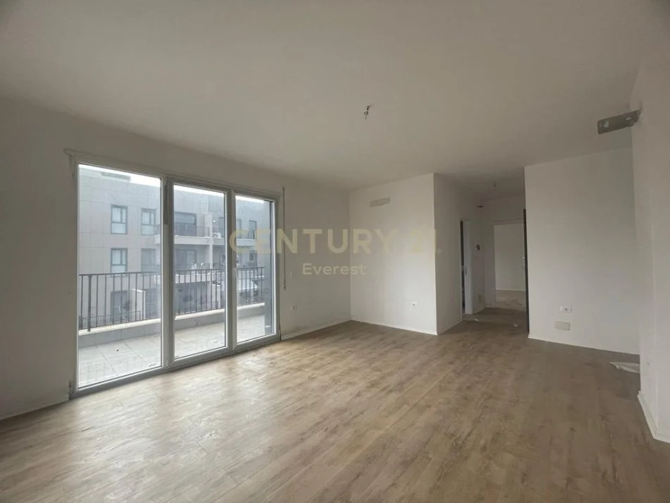 Tirane, shitet apartament 1+1+Ballkon Kati 8, 92 m² 153.000 € (DON BOSKO)