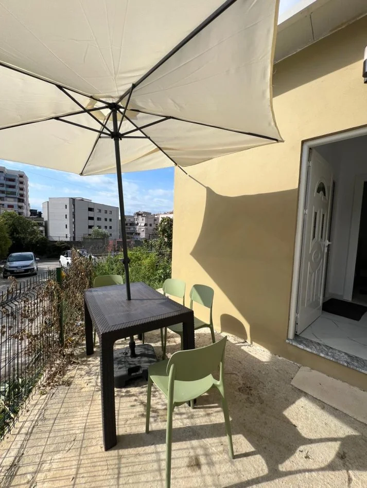 Durres, shtepi 1+1 Kati 1,