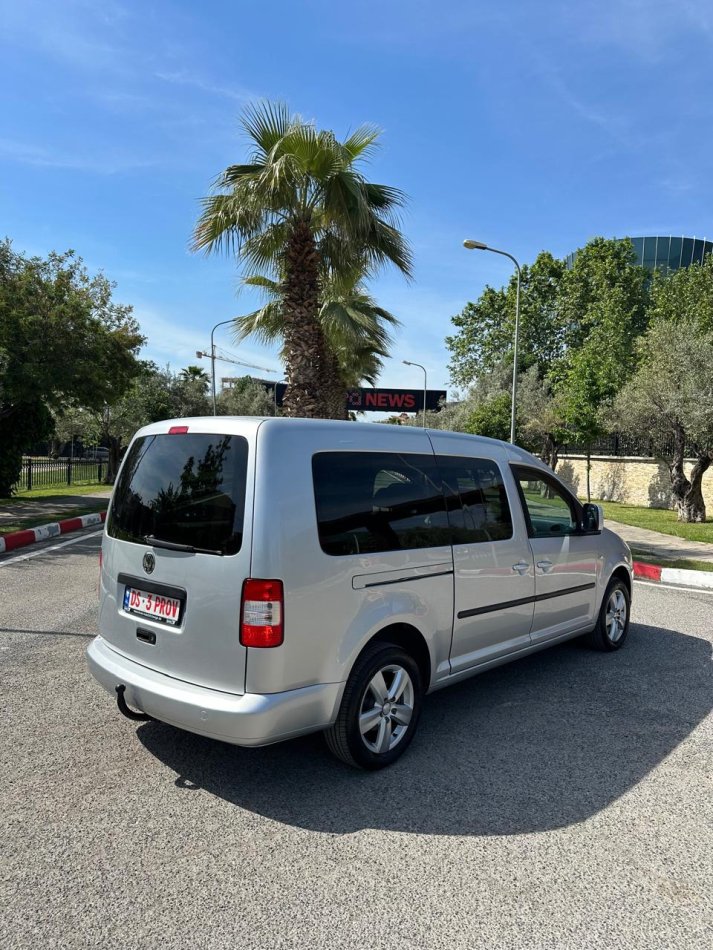 Tirane, shes makine VW CADDY MAX 1.9 Nafte, gri metalizato manuale Klima 225.000 km