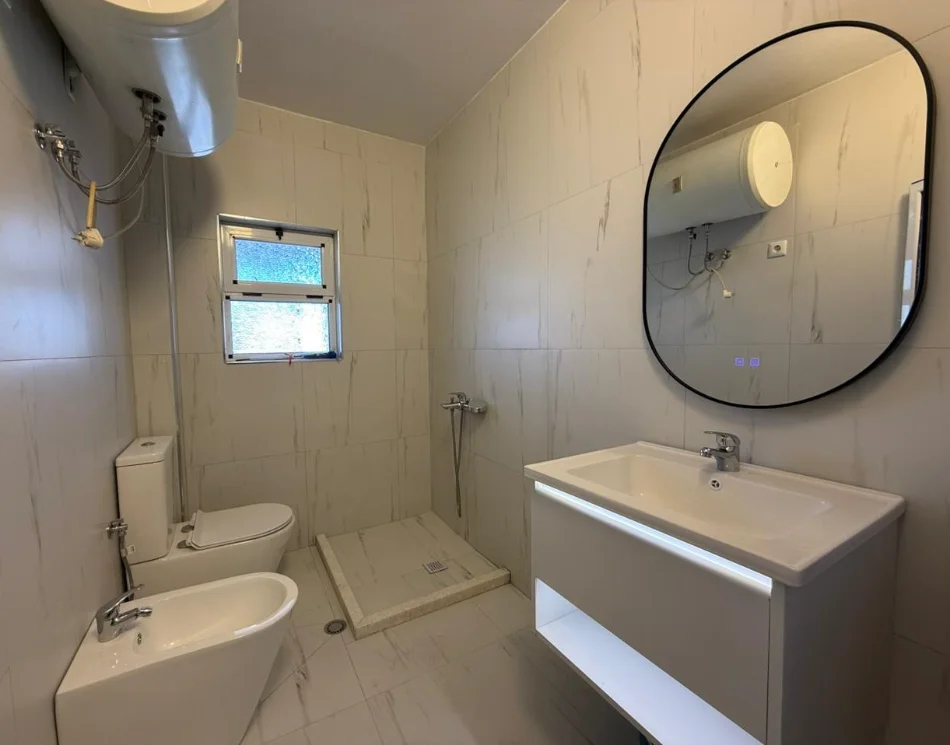 Tirane, shitet apartament 1+1 Kati 5, 58 m² 93.000 € (Kongresi i Manastirit)