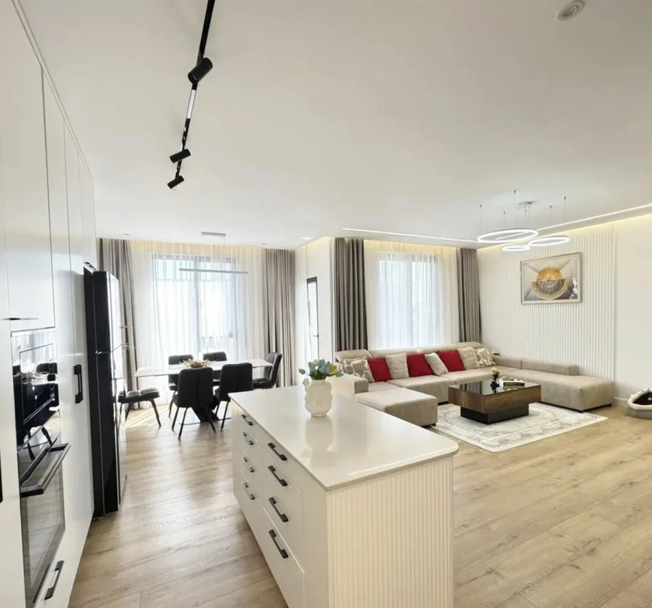 Tirane, shes apartament 3+1+Aneks+Ballkon Kati 8, 156 m² (Porcelan)