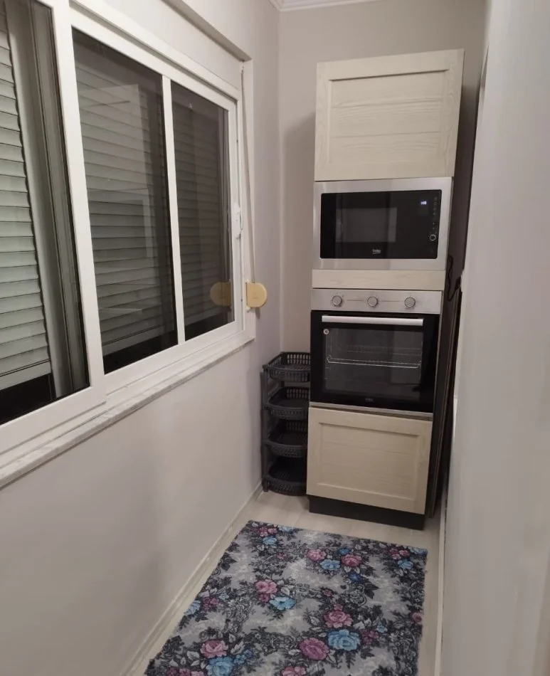 Tirane, jepet me qera apartament 1+1 Kati 3, 66 m² 430 € (rruga Pandi Dardha)