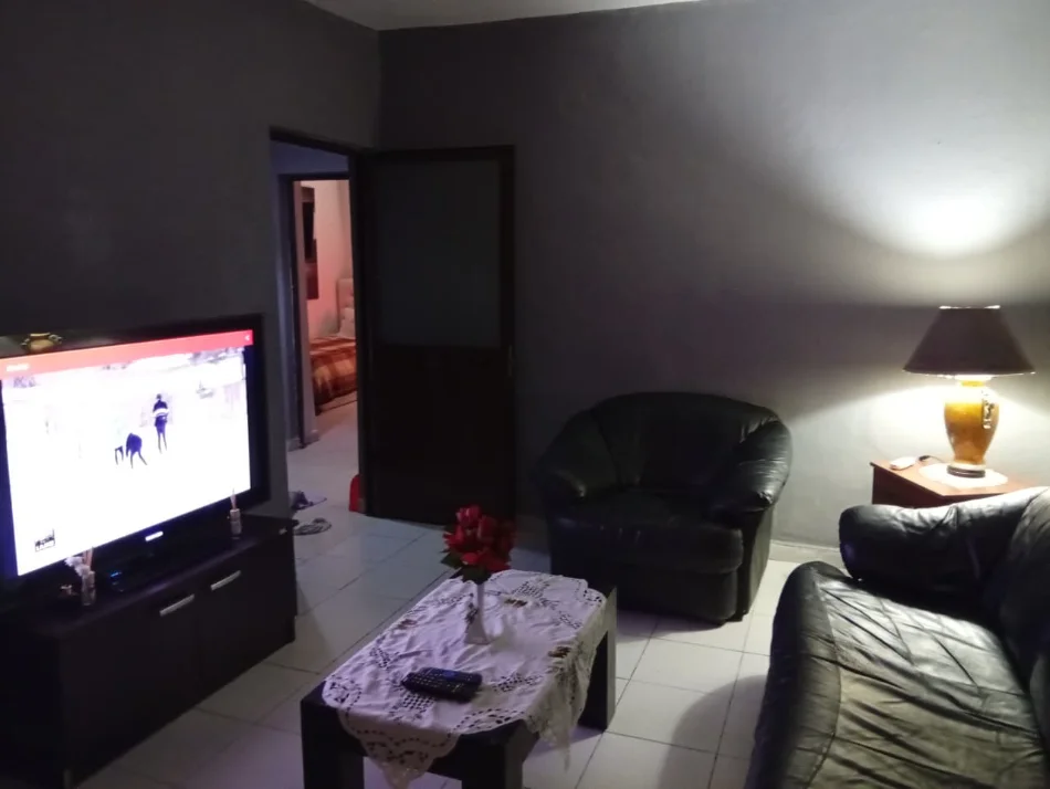 Tirane, jepet me qera apartament 2+1 , 67 m² 750 € (21 Dhjetori)