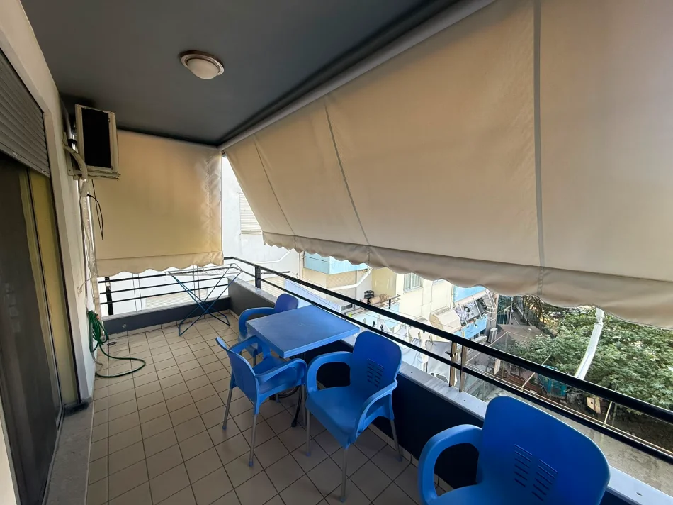 Tirane, jepet me qera apartament 2+1+Ballkon Kati 3, 110 m² 500 € (rruga pavarsia)