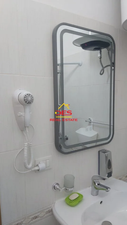 Vlore, shitet garsonier Kati 4, 44 m² (Rruga Murat Tërbaçi)