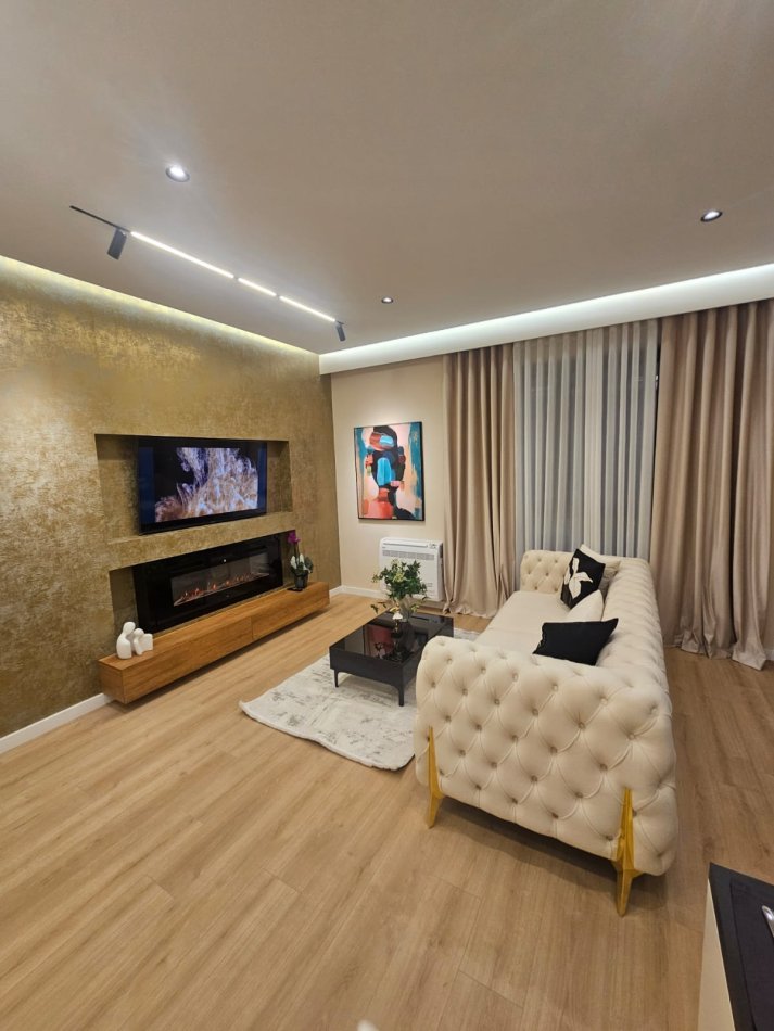 Tirane, shitet 2+1 Kati 3, 107 m² 275.000 € (rruga tefta tashko)