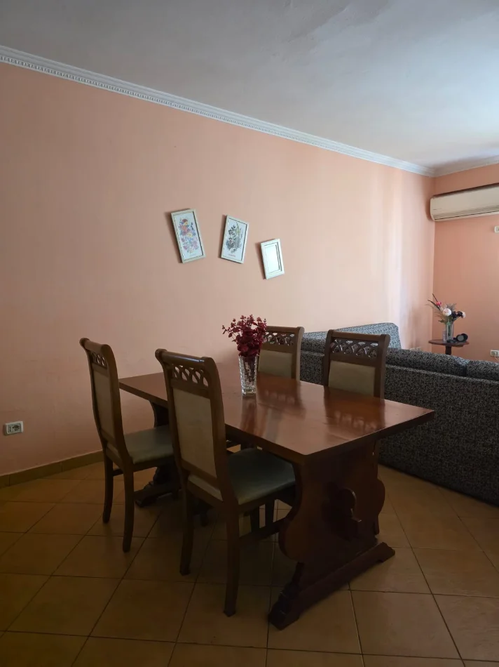 Tirane, shitet 2+1+Ballkon Kati 4, 107 m² 136.000 € (Casa Italia)