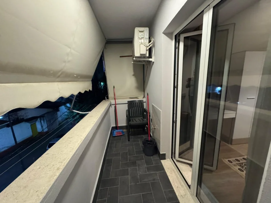 Tirane, shitet apartament 2+1+Ballkon Kati 2, 84 m² 252.000 € (Rruga Mine Peza)