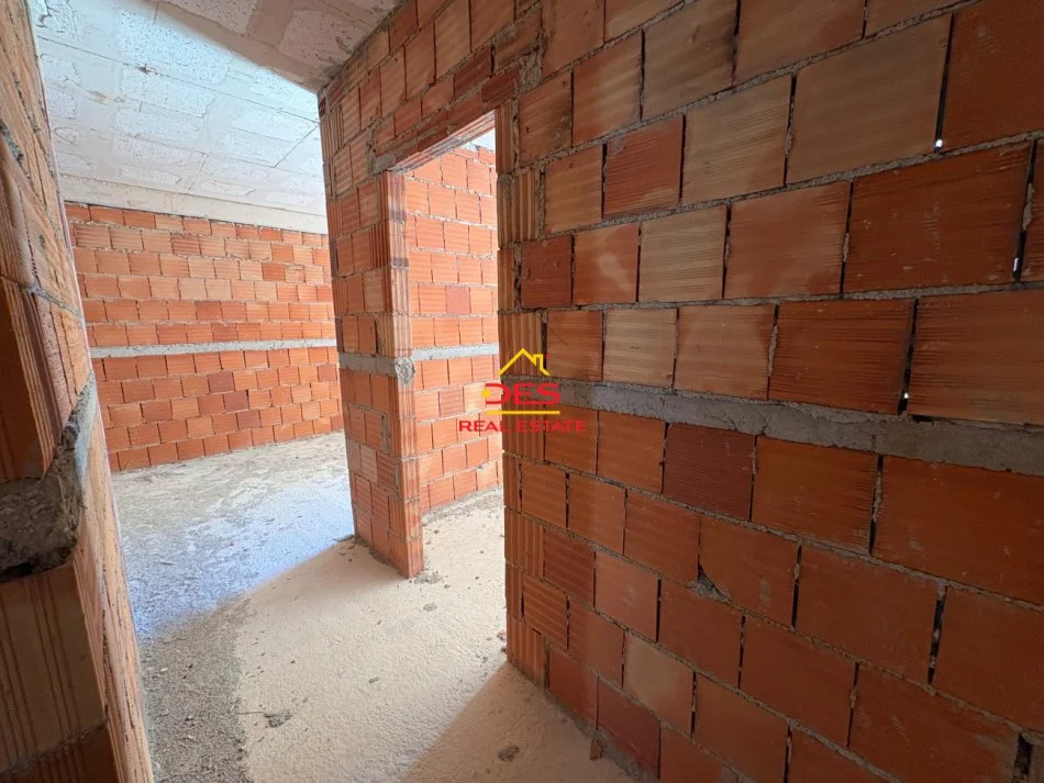 Vlore, shitet apartament 2+1+Ballkon Kati 2, 96 m² (Lungomare, Vlorë)