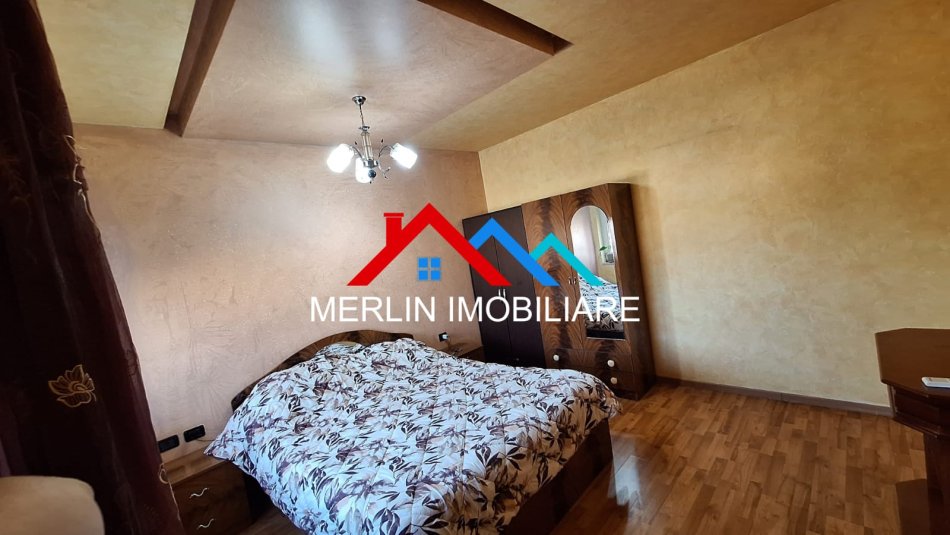 Tirane, jepet me qera apartament 4+1+Ballkon Kati 12, 171 m² 700 € (BRRYLI)