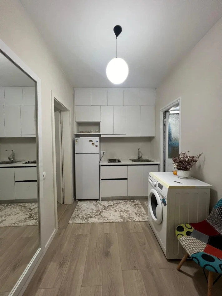 Vlore, jepet me qera garsonier 1+1 Kati 1, 37 m² 250 € (Marigo posi)