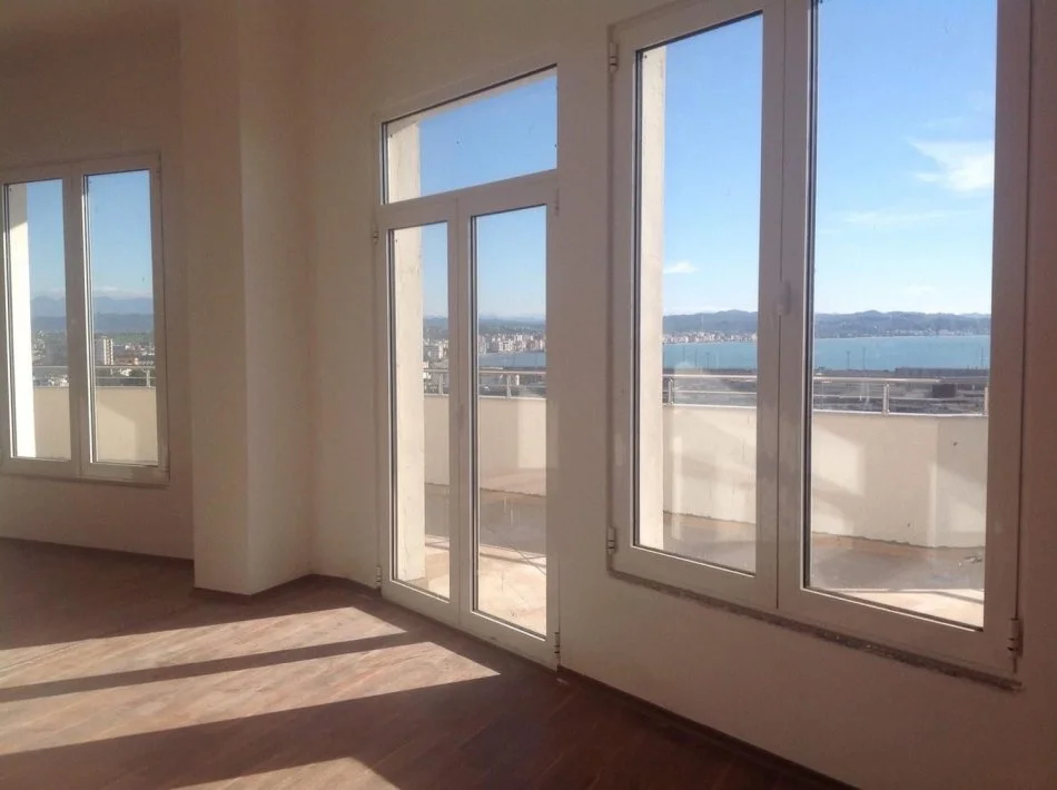 Durres, shitet apartament+verande | Penthouse 3+1 , 408 m² 500.000 € (RRUGA PORTIT DURRES!)