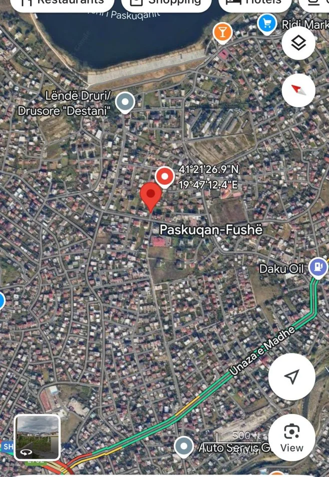 Tirane, jepet me qera 2+1 Kati 0, 120 m² 300 € 