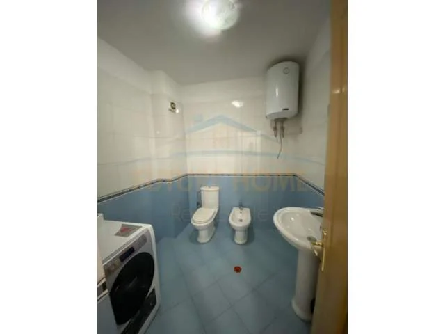 Tirane, shitet apartament 3+1+BLK Kati 3, 155.000 Euro (Don Bosko, Tirane)