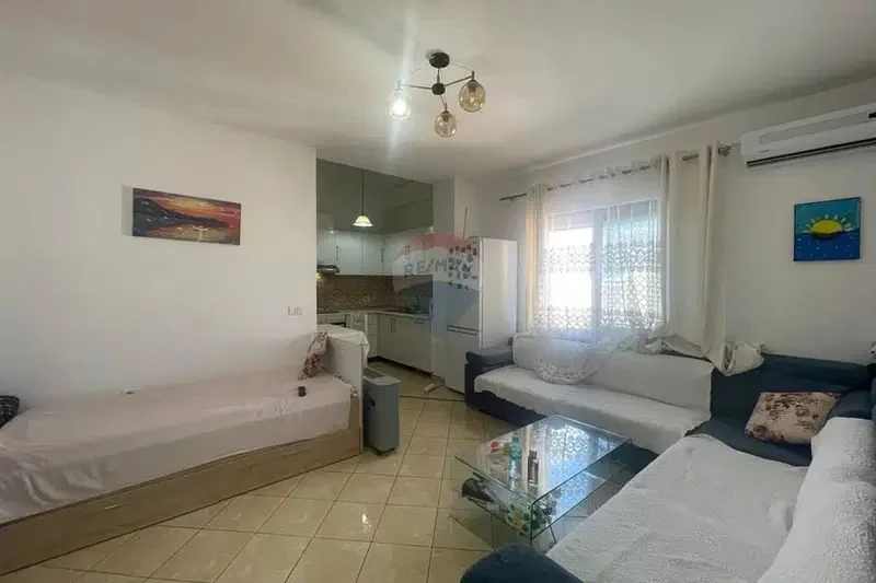Tirane, shitet apartament 1+1 Kati 8, 55 m² 85.000 € 