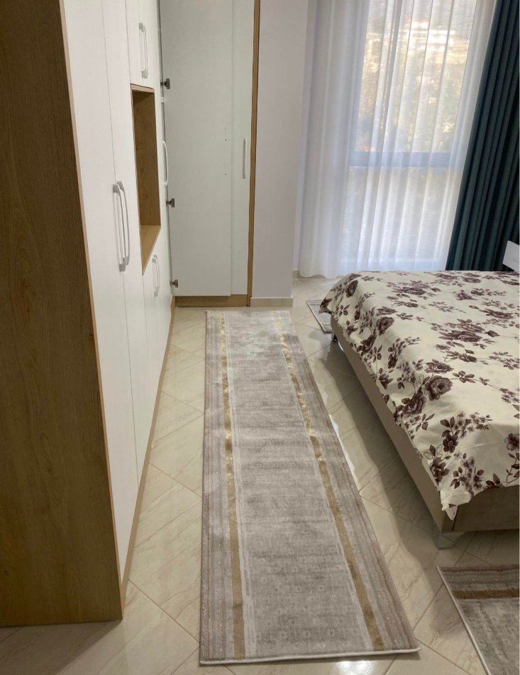 Tirane, jepet me qera apartament 2+1+Ballkon Kati 4, 85 m² 500 € (Shkoze)