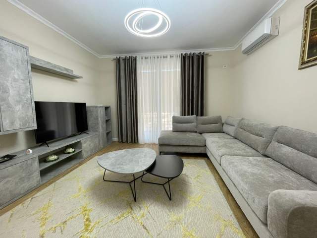 Tirane, jepet me qera apartament 2+1+BLK Kati 2, 108 m² 950 Euro (Rruga e Elbasanit)