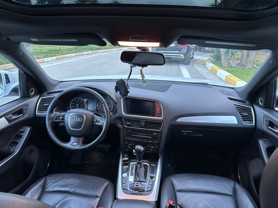 Vlore, shes SUV | Fuoristrad | Xhip Audi Q5 S-Line Benzin+Gaz, e bardhë automatik Klima 212 km 14.701 €