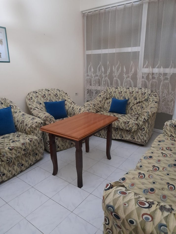 Tirane, jepet me qera apartament 1+1 Kati 3, 62 m² 580 € (Bulevardi Zogu 1)