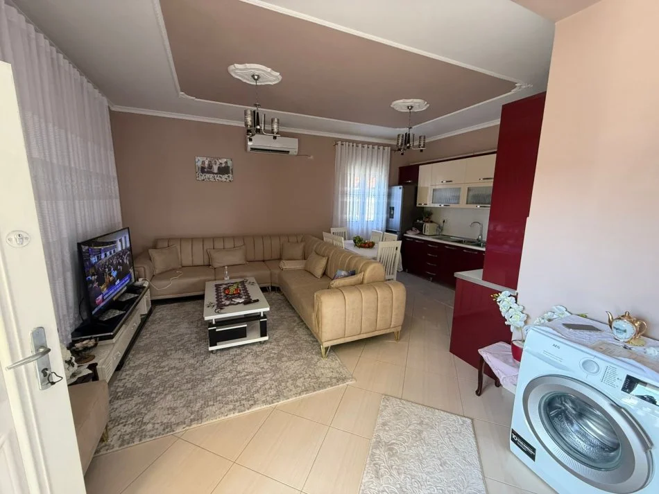 Tirane, shitet Vile , 114 m² 300.000 € 